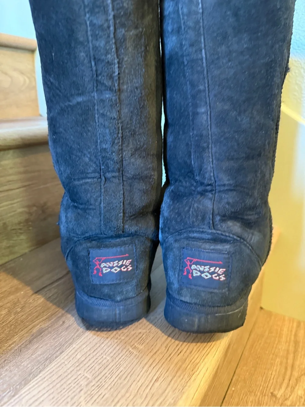 Aussie Dogs Genuine Sheepskin Tall Black Boots Women’s 7 Men’s 6 Rare VGUC